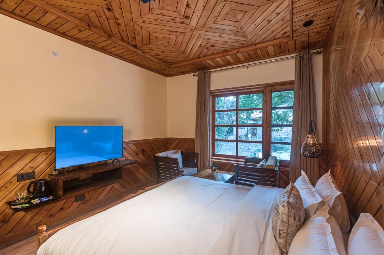 Saffronstays Monarch Manor, Manali - Regal Mansion Exterior foto